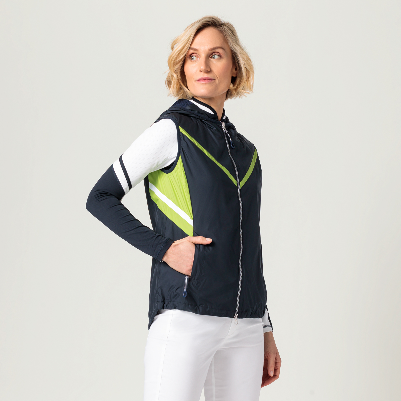 Chaleco de golf impermeable con capucha integrada para mujer 