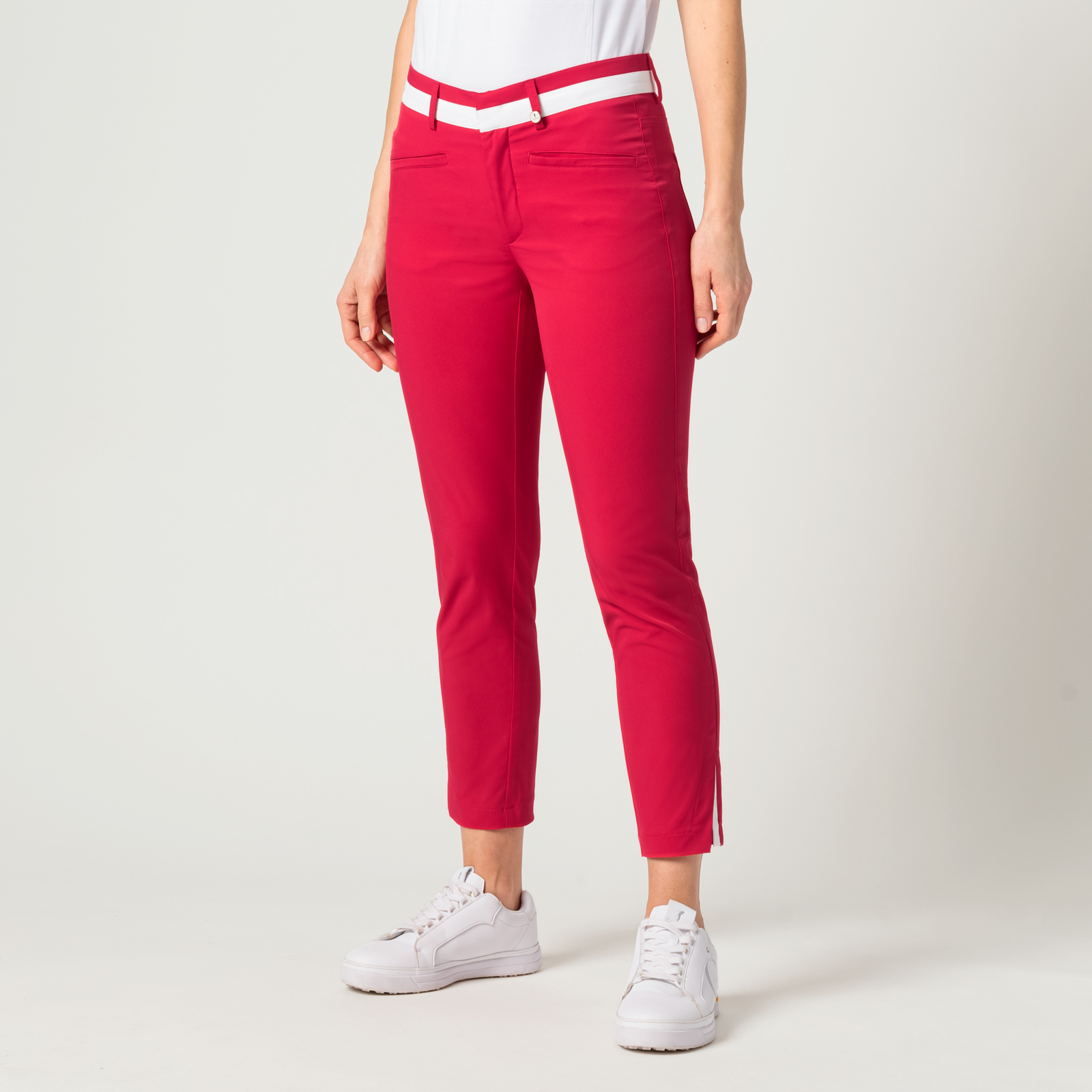 Ladies' stretch capri-style golf trousers with UV protection 
