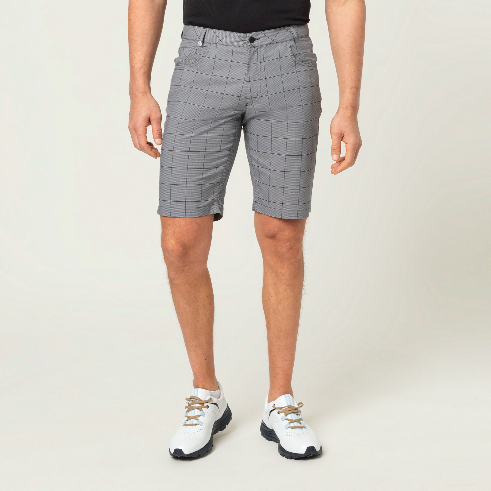 Men's slim fit checked Bermuda-style shorts made from stretch material 