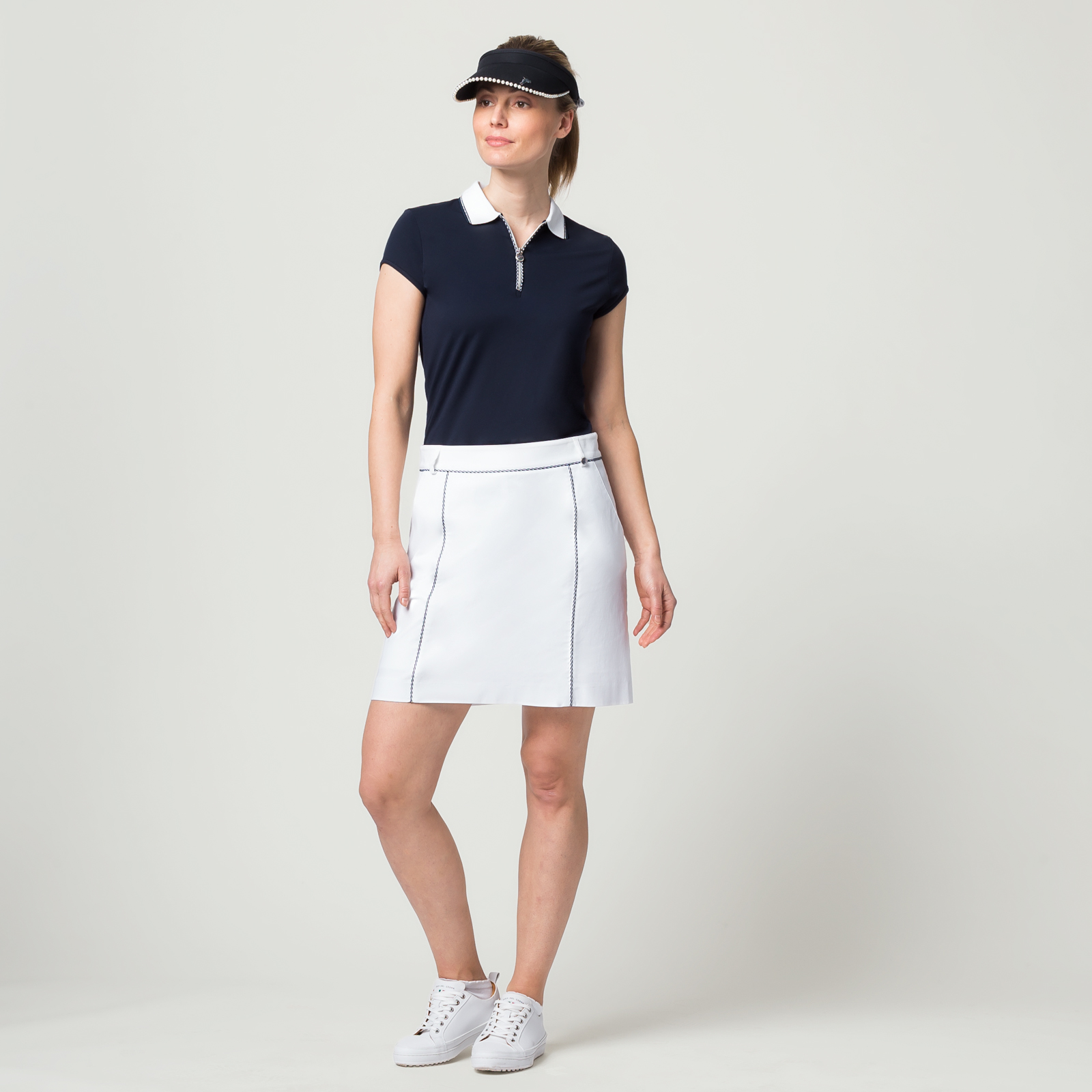 Damen Golfskort mit Sonnenschutz und Extra Stretch Komfort aus Baumwoll-Mix